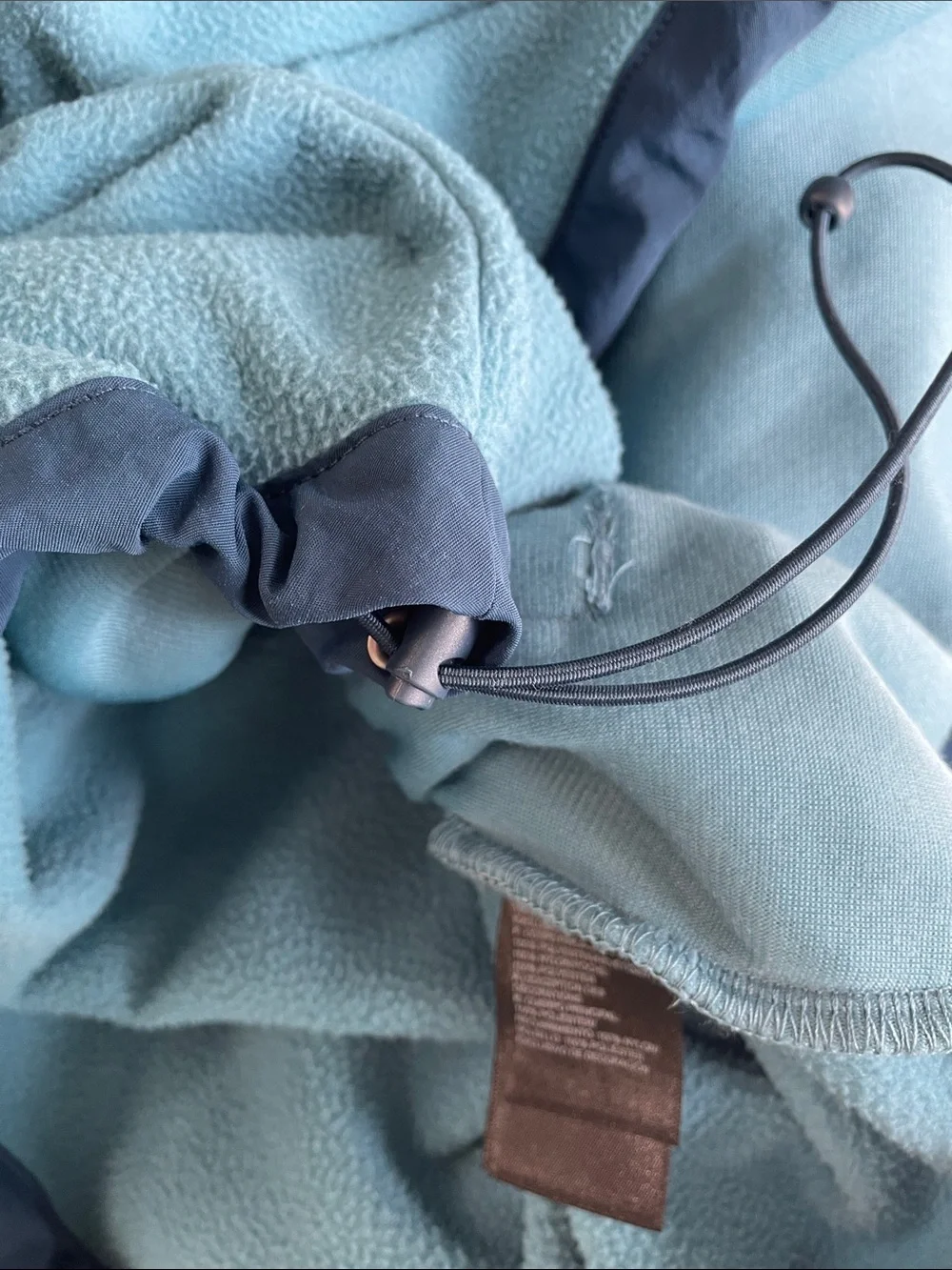 The North Face Men’s Teal Half-Zip Fleece Pullover with Dark Teal Accents